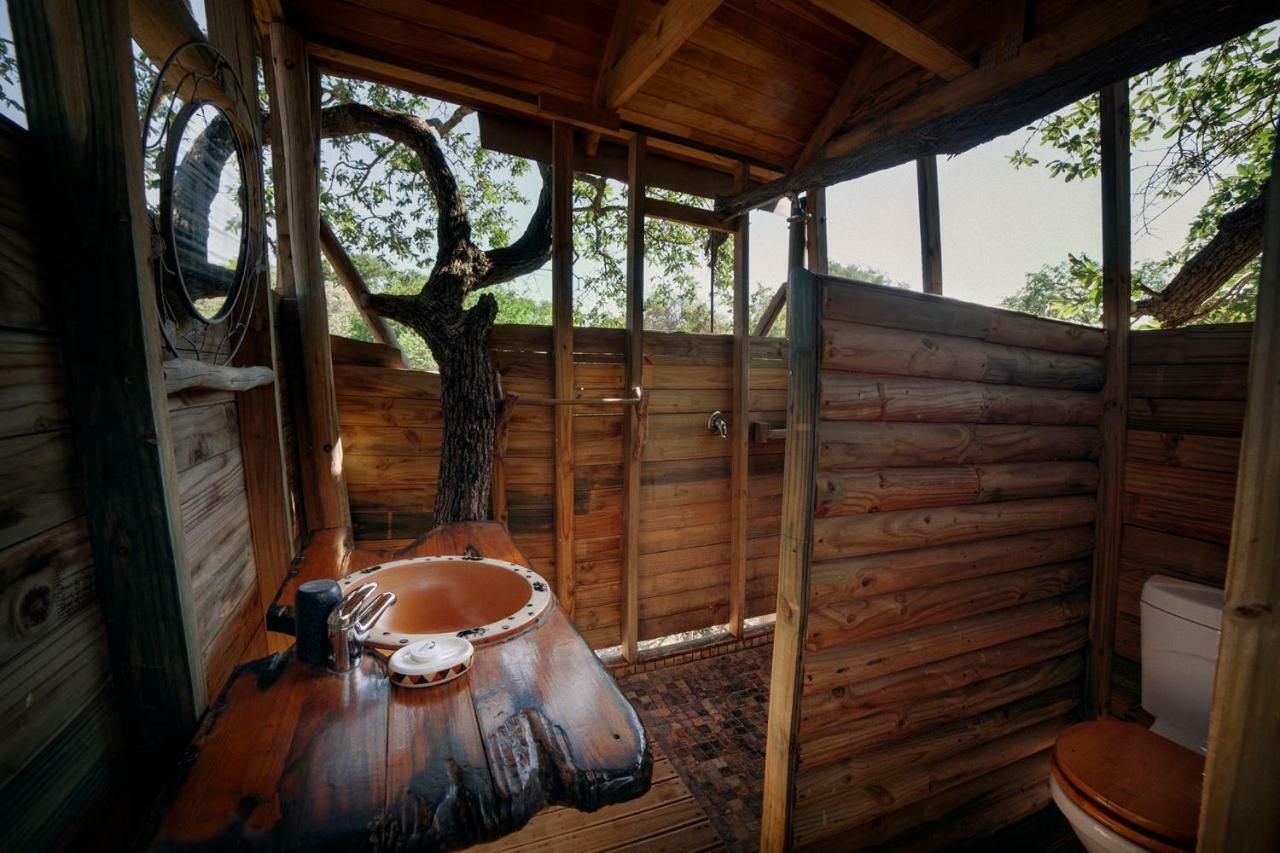 Pezulu Tree House Lodge Hoedspruit Extérieur photo
