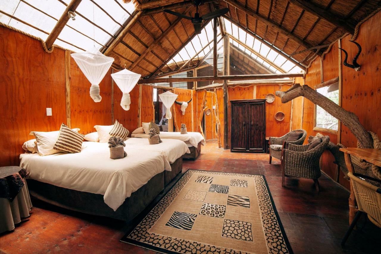 Pezulu Tree House Lodge Hoedspruit Extérieur photo