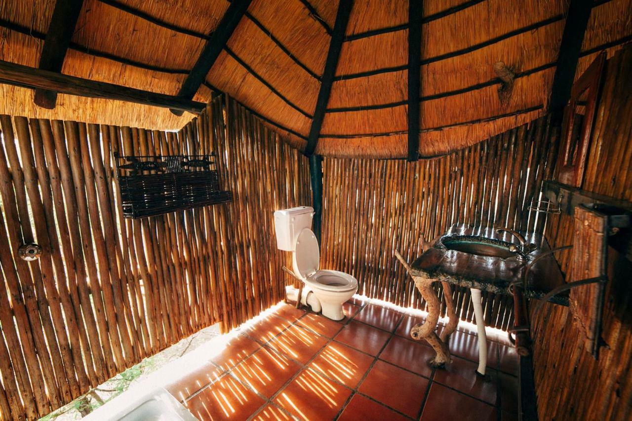 Pezulu Tree House Lodge Hoedspruit Extérieur photo