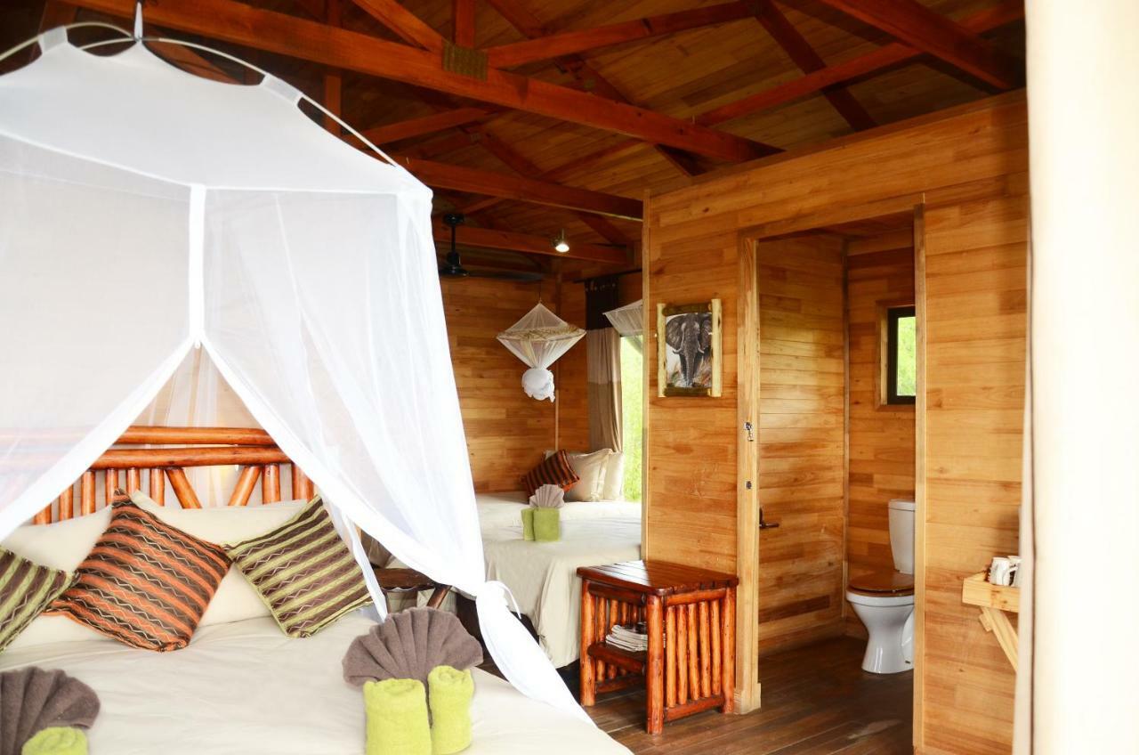 Pezulu Tree House Lodge Hoedspruit Extérieur photo